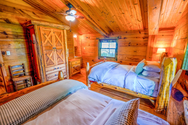 Second Floor Bobwhite Room