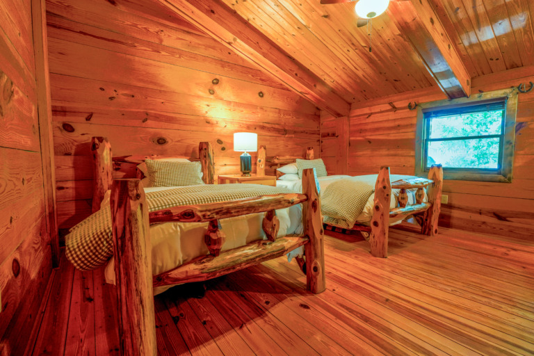 Second Floor Longleaf Room